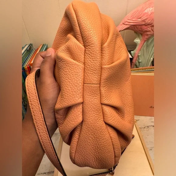 Authentic Marc Jacob New York Collection Cross Body Bag - Picture 14 of 14